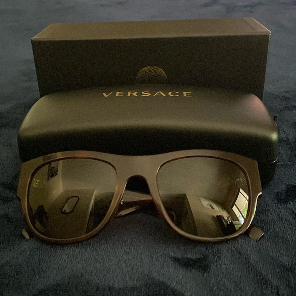 Versace Sunglasses Made In Italy 🇮🇹 MOD 0VE4359